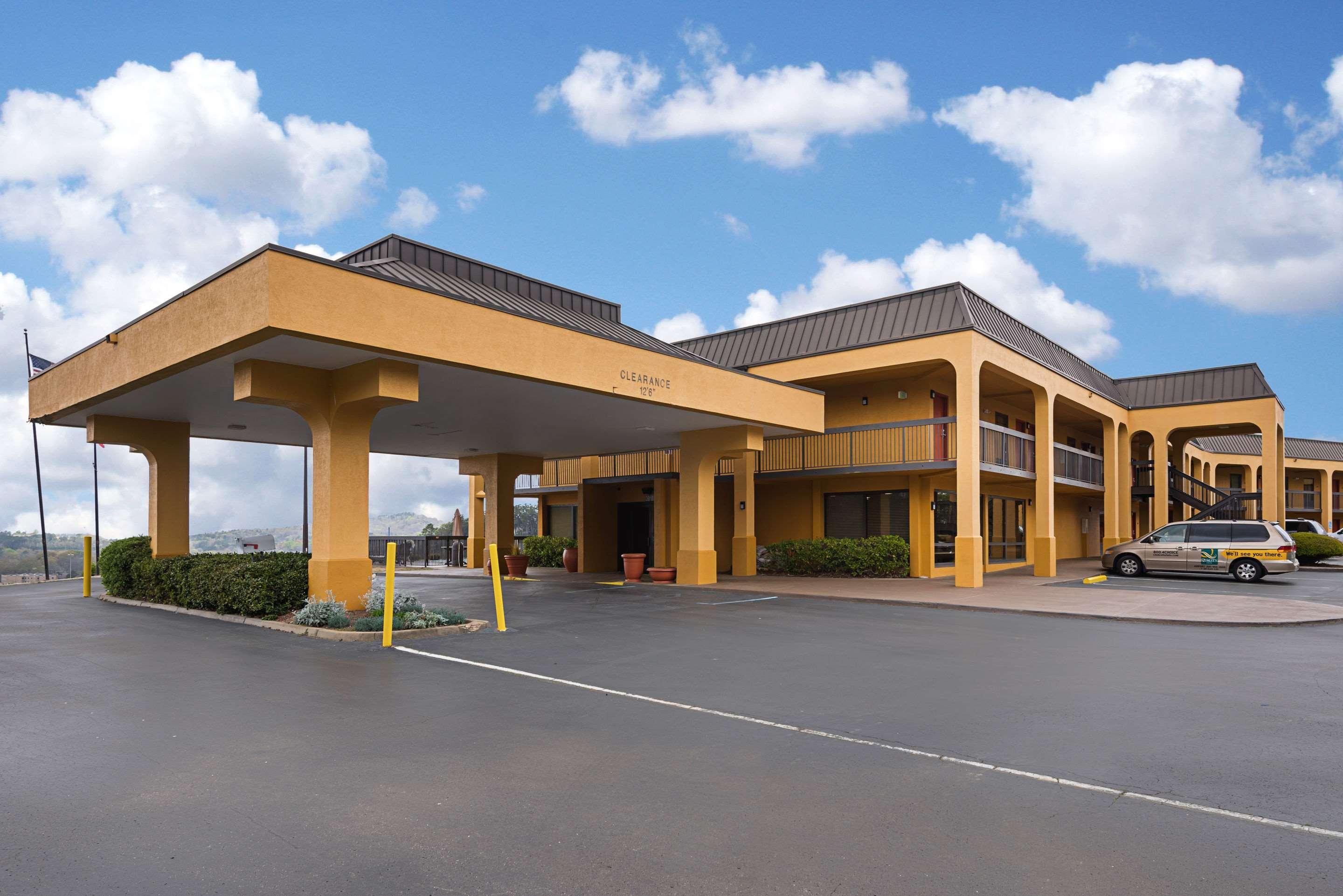 Quality Inn Airport - Southeast Irondale Экстерьер фото