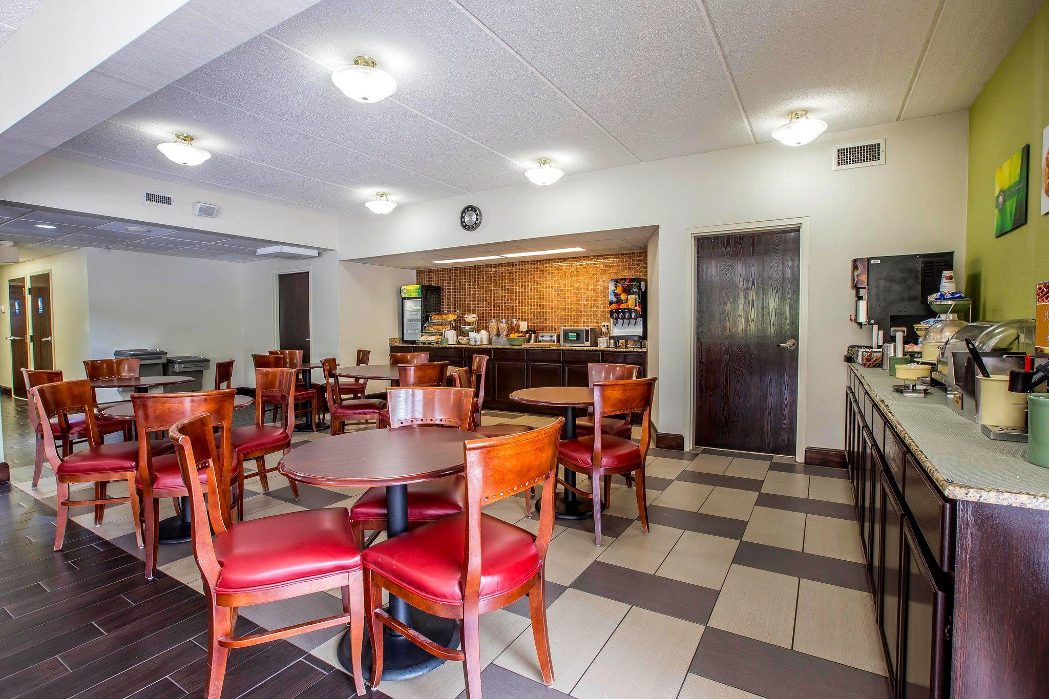 Quality Inn Airport - Southeast Irondale Экстерьер фото