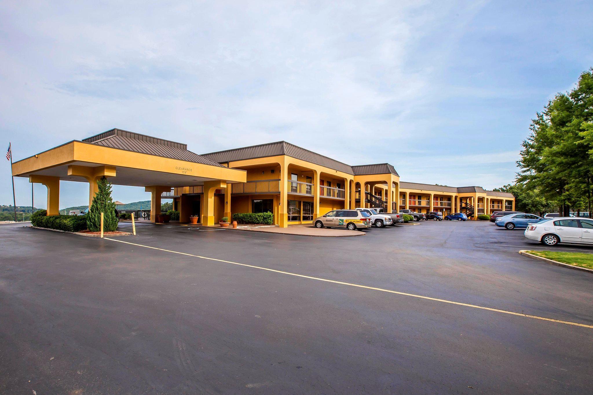 Quality Inn Airport - Southeast Irondale Экстерьер фото