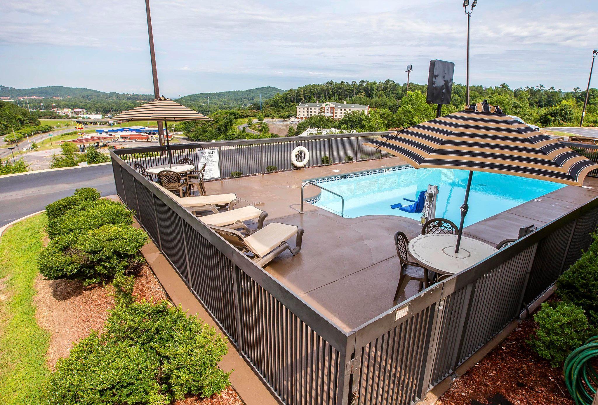 Quality Inn Airport - Southeast Irondale Экстерьер фото