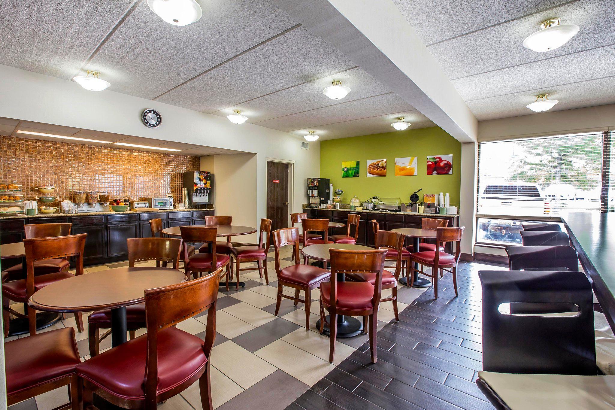 Quality Inn Airport - Southeast Irondale Экстерьер фото
